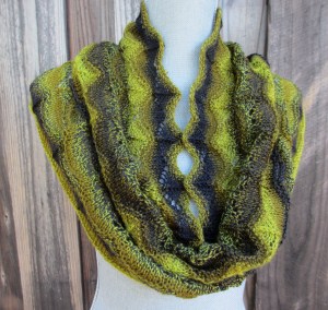 Knitting in the Round is Not Flat #3_1